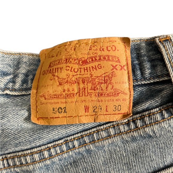 Vintage Levi’s 501 button fly cut off distressed high waist jean shorts - Picture 4 of 8